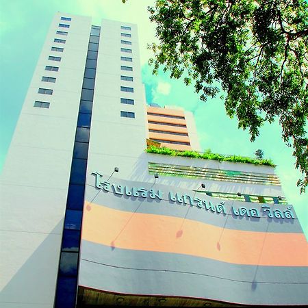 Grande Ville Hotel Bangkok Bagian luar foto