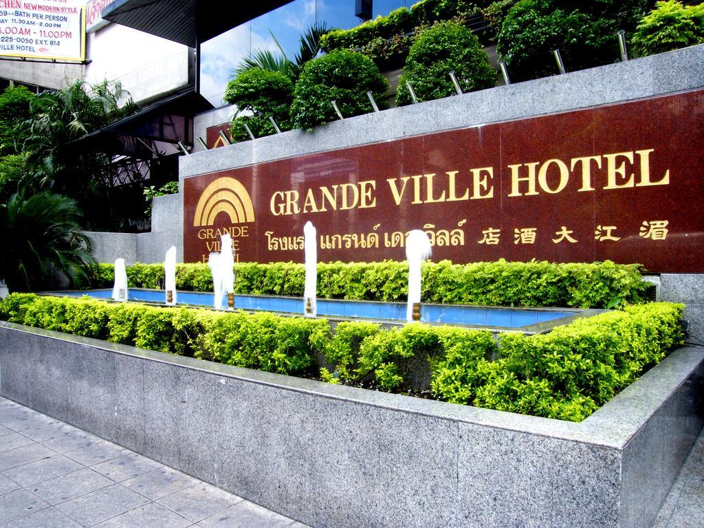 Grande Ville Hotel Bangkok Bagian luar foto